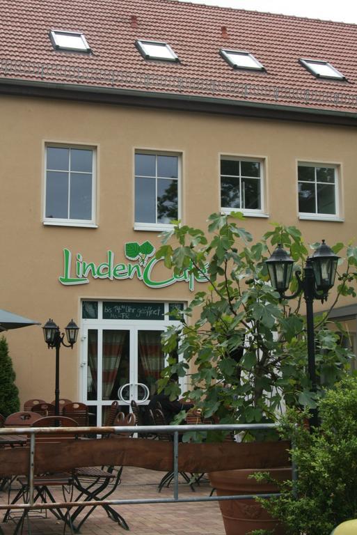 Lindencafe Luckenwalde Hotell Exteriör bild